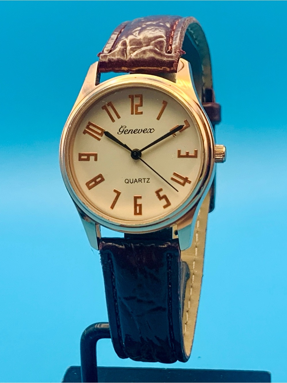 GENEVEX Women’s Fashion Quartz Wristwatch Japan Movt Works New Battery